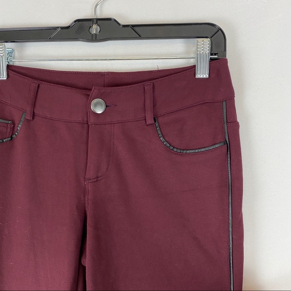 5/$25 Burgundy Faux Leather Detail Pointe Skinny Pant - Picture 2 of 6
